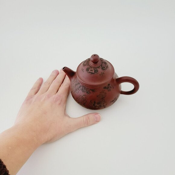 Chinese Yixing Clay Teapot, Carved Figural Design Burnished Purple Clay 10fl. oz - Picture 10 of 16